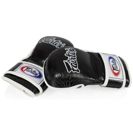 Fairtex FGV15 MMA Sparringhandskar till ett lågt pris TJJS Kamppailuvaruste Oy snabb leverans