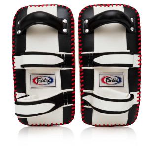 Fairtex KPLC2 - Thai Mitsi "Boomerang Style"