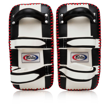 Fairtex Nordic|Fairtex KPLC2 - Standard Thai Kick Pads "Boomerang Style"|DKK1,338.89|DKK1,066.84|Fairtex|FOCUS- AND THAI MITTS|8859368919385