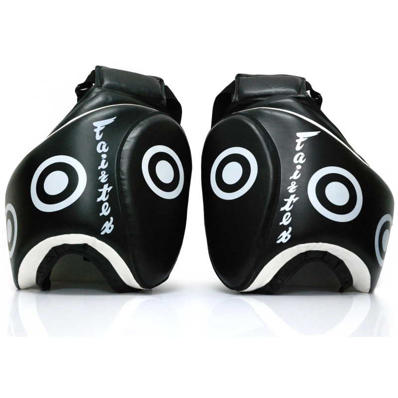 Fairtex Nordic|Fairtex TP3 - Deluxe Thigh Pads|€252.01|Fairtex|ACADEMY- AND COACHING EQUIPMENT