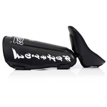 Fairtex Nordic|Shin Protector Fairtex SP7 Perfect Twis-Ter|€125.06|Fairtex|Leg and Foot protection