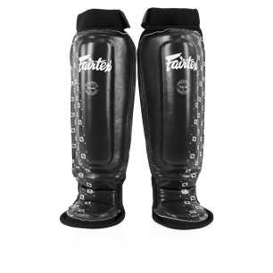 Fairtex SP6 - Svart neopren MMA benskydd till ett lågt pris TJJS Kamppailuvaruste Oy snabb leverans