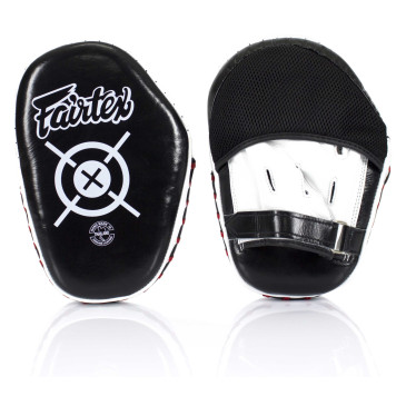 Fairtex Nordic|Fairtex FMV11 Aero Fokus Mitt|135,82 $|108,22 $|Fairtex|FOCUS- OCH THAI MITTSAR|8859368914380